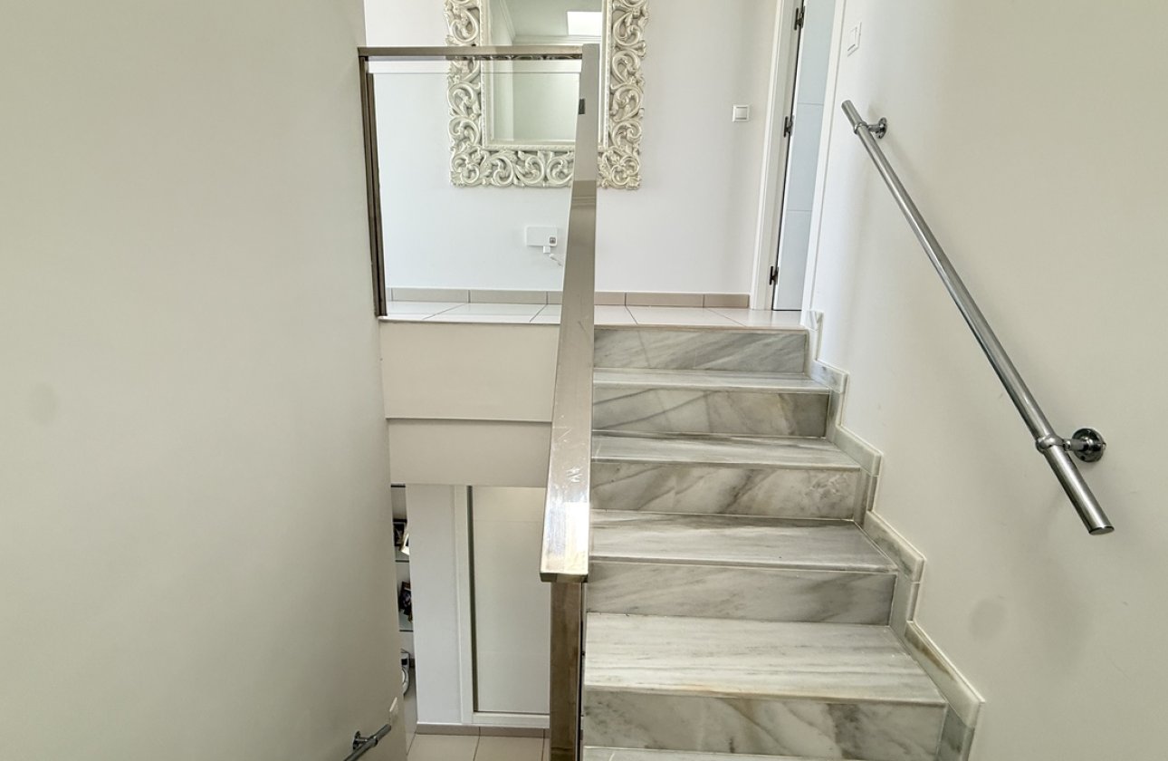 Herverkoop - Town House -
Cabo Roig - Costa Blanca