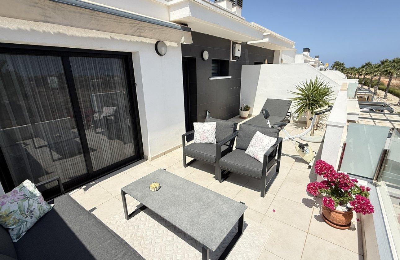 Herverkoop - Town House -
Cabo Roig - Costa Blanca