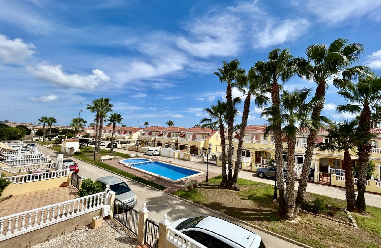 Herverkoop - Town House -
Cabo Roig - Costa Blanca