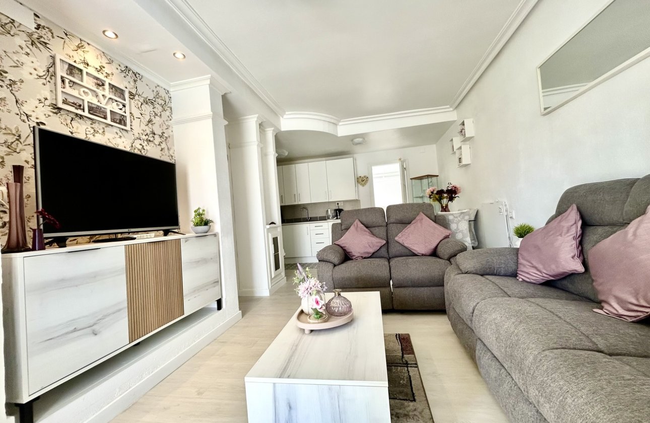 Herverkoop - Town House -
Cabo Roig - Costa Blanca