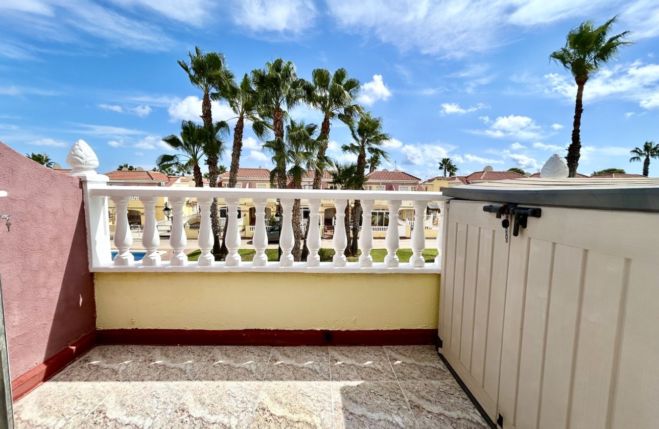 Herverkoop - Town House -
Cabo Roig - Costa Blanca