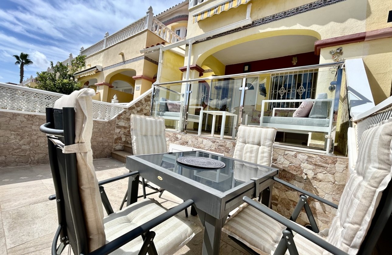 Herverkoop - Town House -
Cabo Roig - Costa Blanca