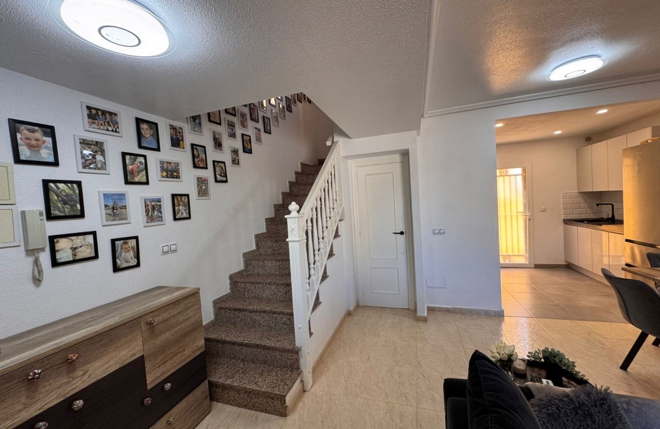 Herverkoop - Town House -
Campoamor - Costa Blanca