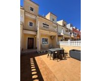 Herverkoop - Town House -
Campoamor - Costa Blanca