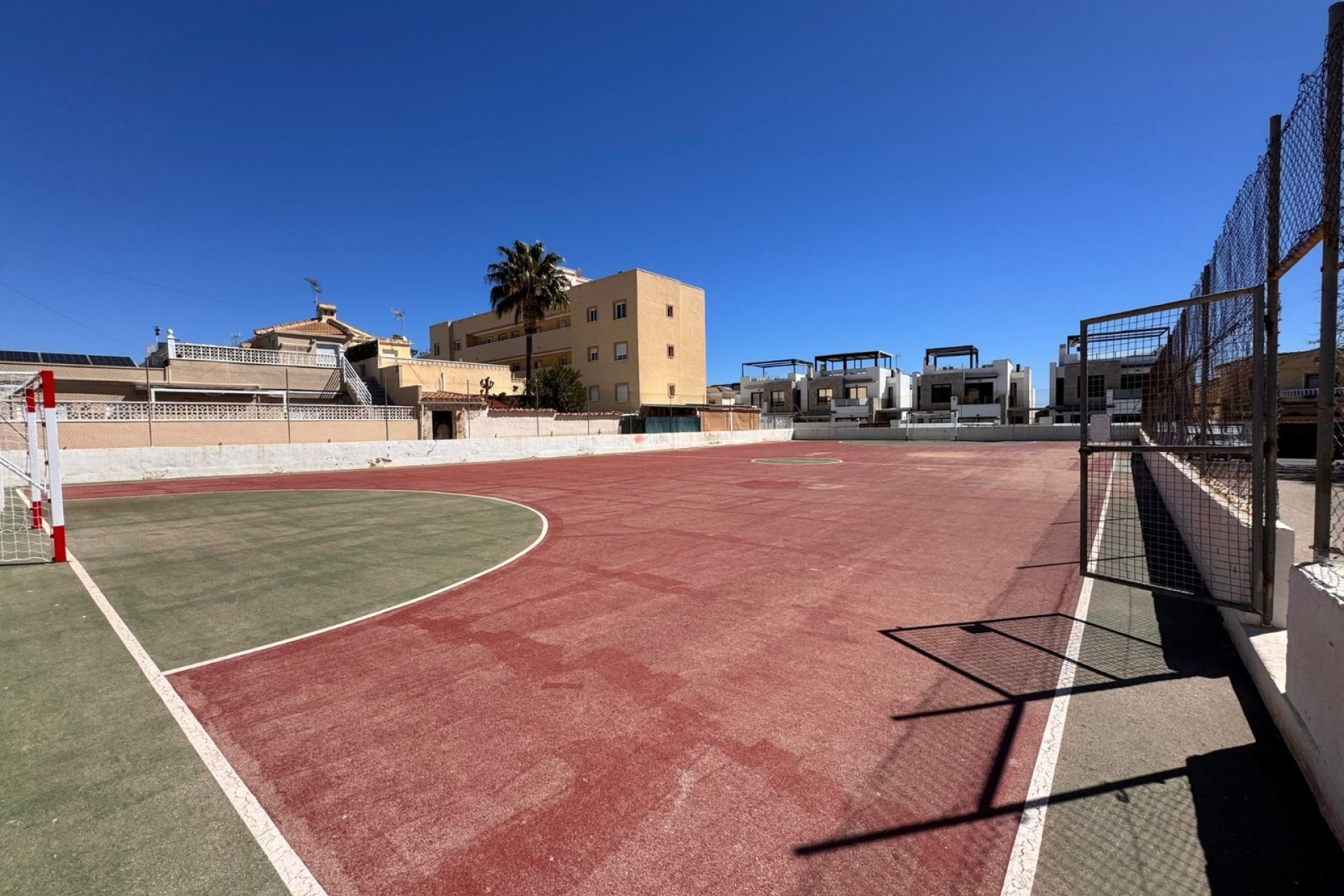 Herverkoop - Town House -
Campoamor - Costa Blanca