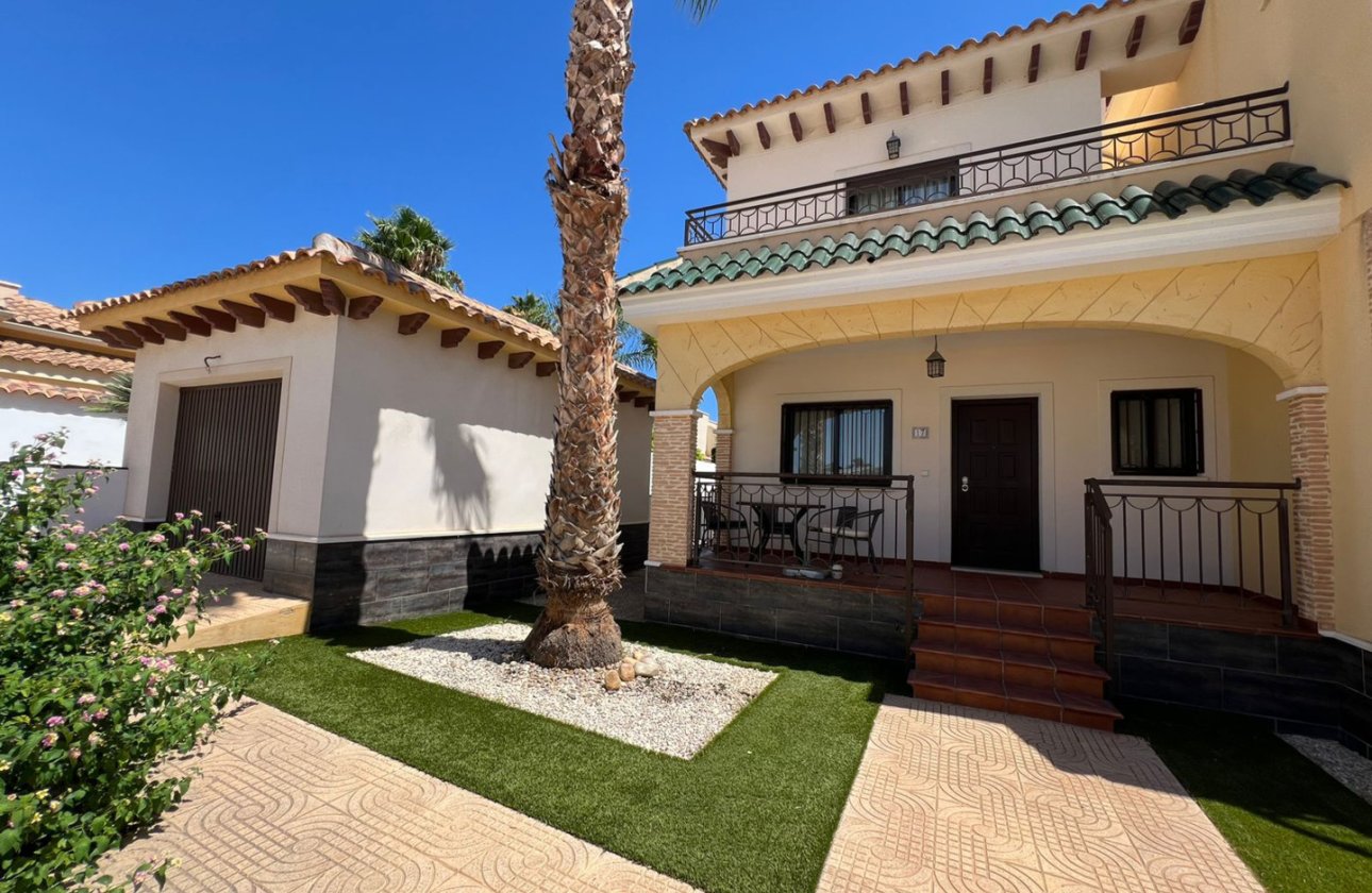 Herverkoop - Town House -
Ciudad Quesada - Costa Blanca