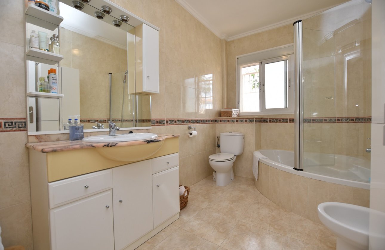 Herverkoop - Town House -
Ciudad Quesada - Costa Blanca