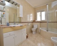 Herverkoop - Town House -
Ciudad Quesada - Costa Blanca