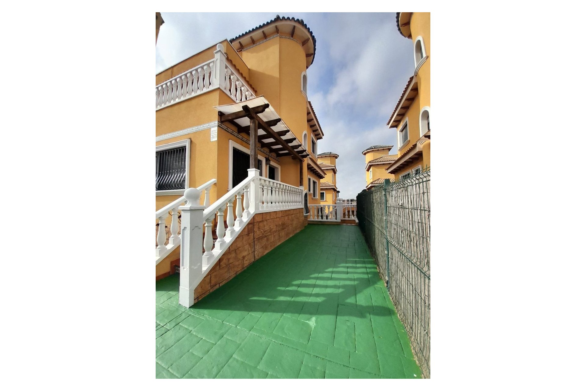 Herverkoop - Town House -
Ciudad Quesada - Costa Blanca