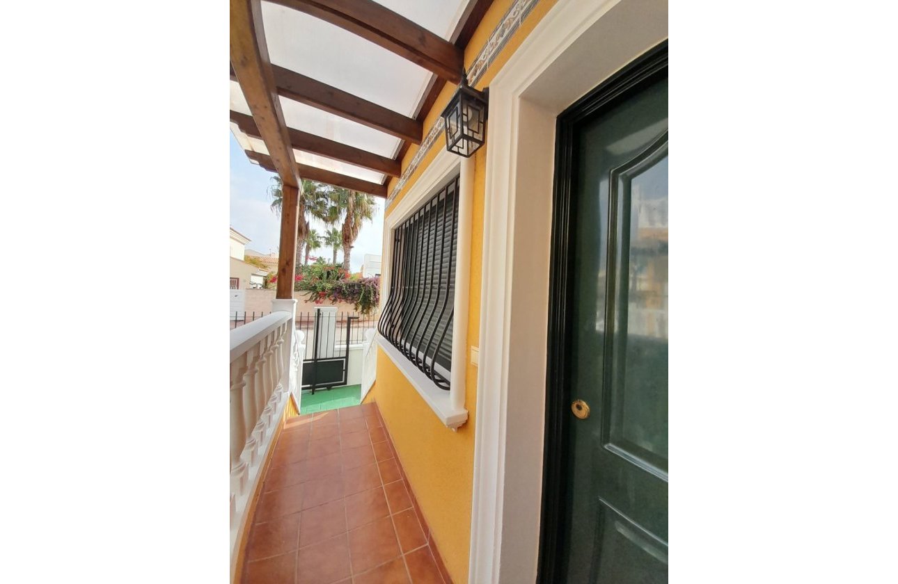 Herverkoop - Town House -
Ciudad Quesada - Costa Blanca