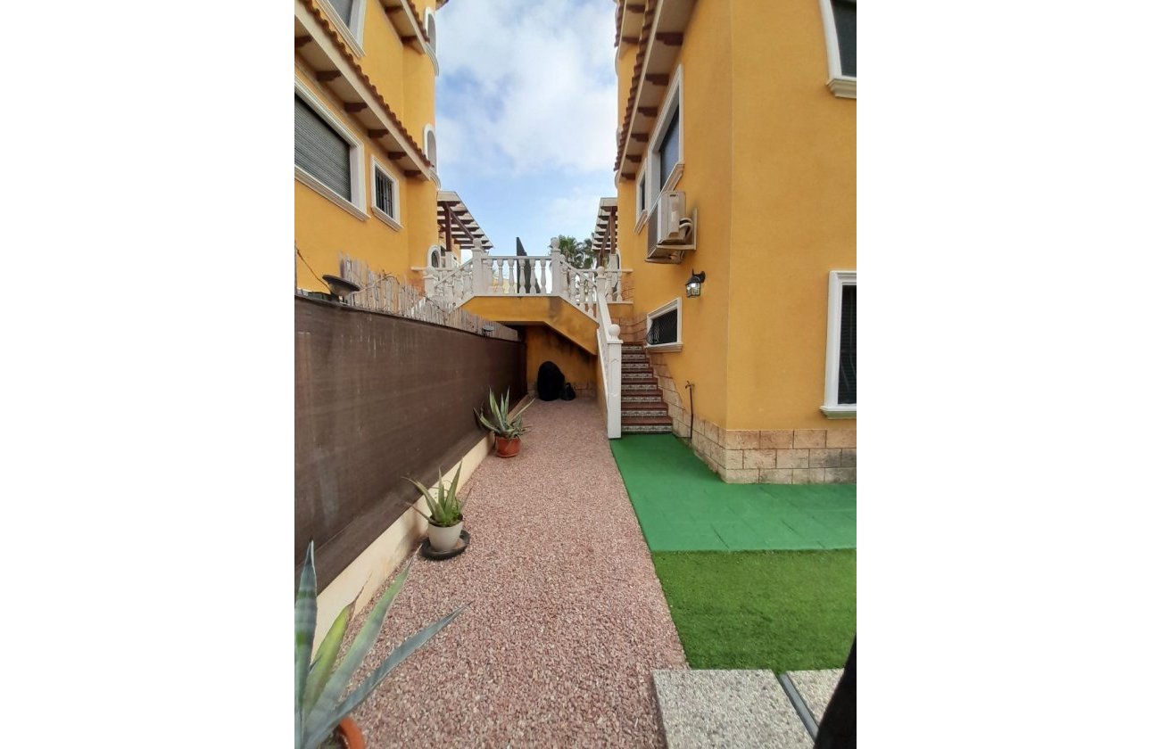 Herverkoop - Town House -
Ciudad Quesada - Costa Blanca