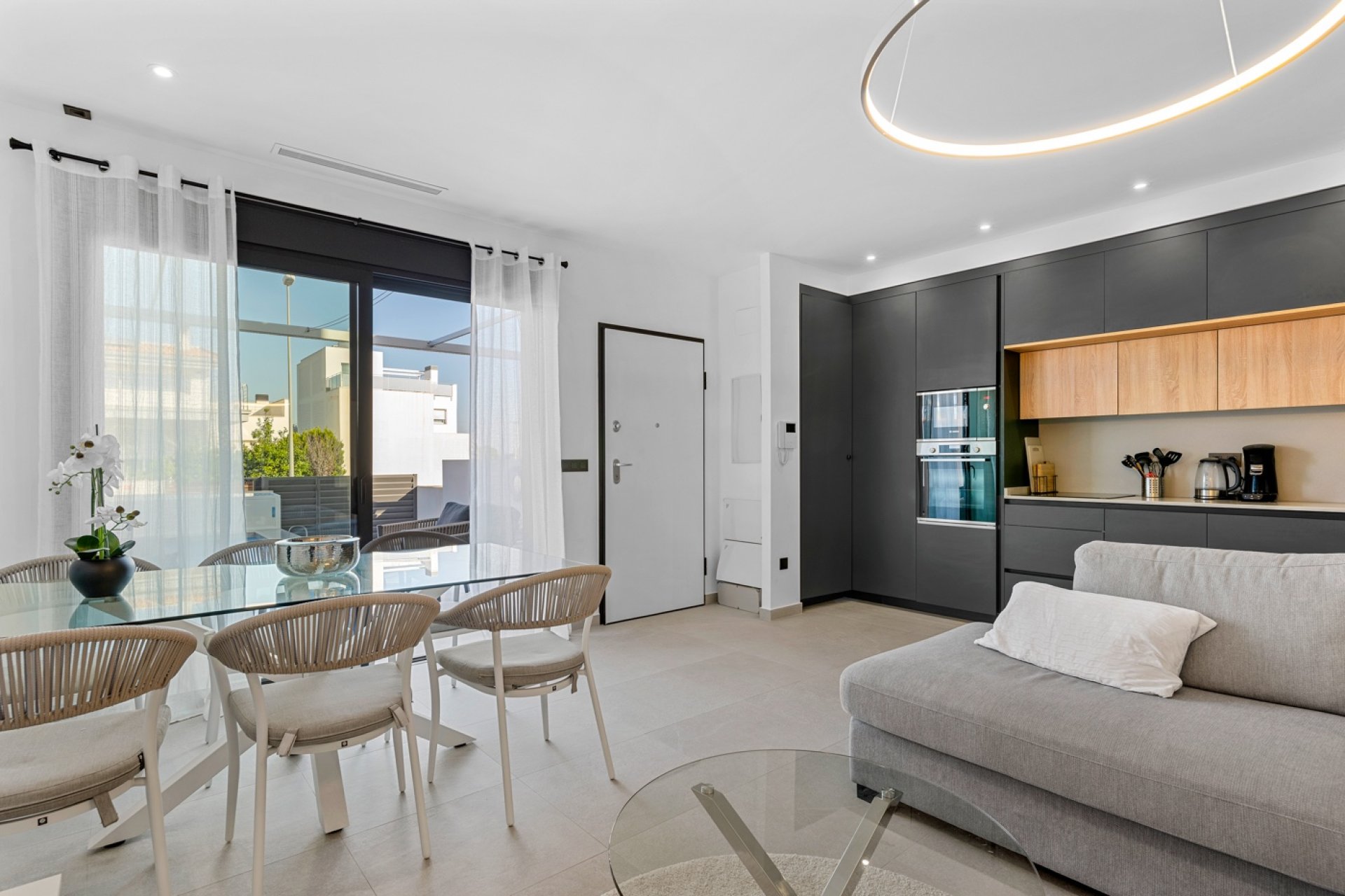 Herverkoop - Town House -
Ciudad Quesada - Costa Blanca