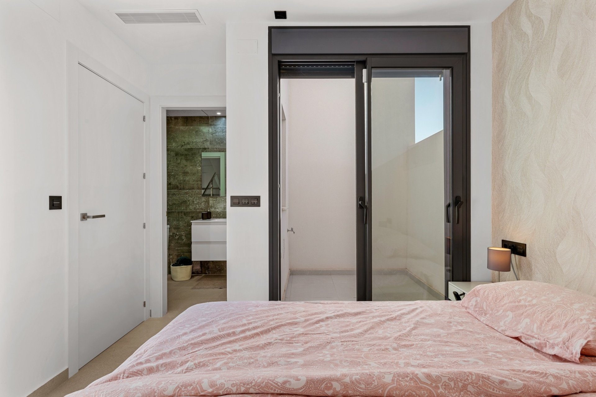 Herverkoop - Town House -
Ciudad Quesada - Costa Blanca