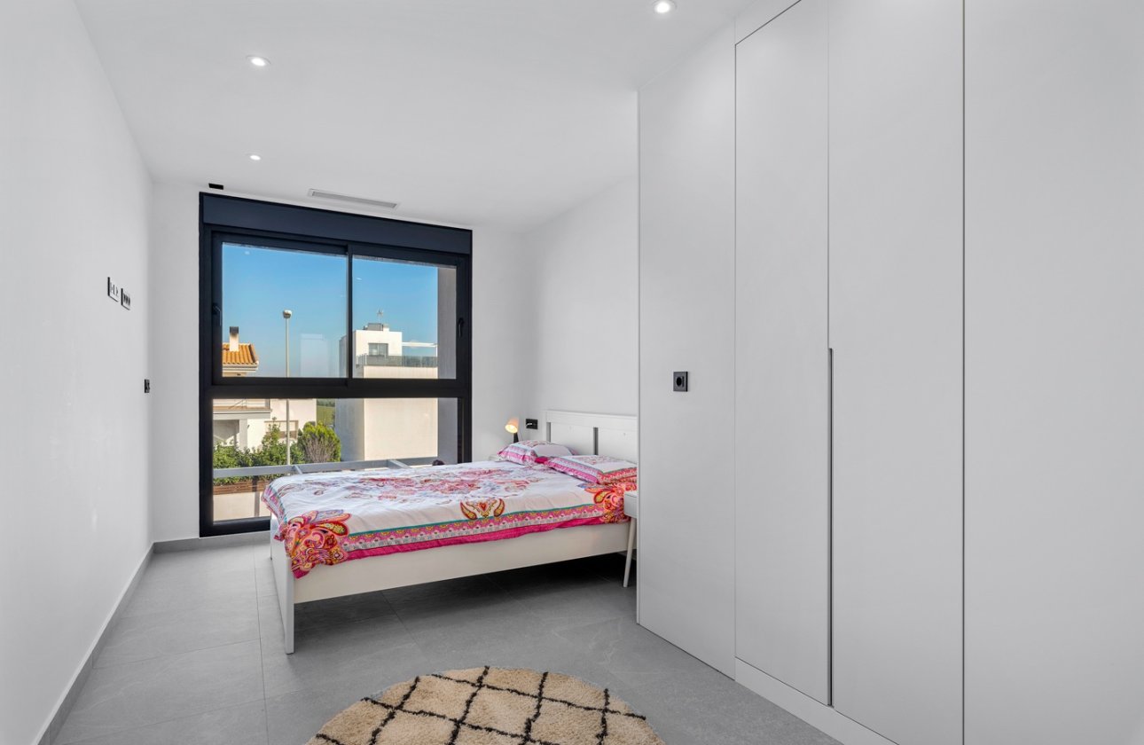 Herverkoop - Town House -
Ciudad Quesada - Costa Blanca