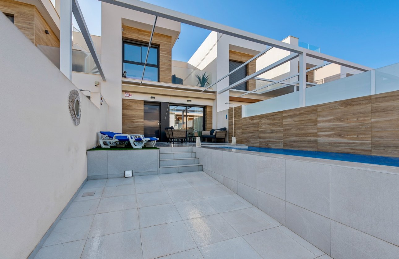 Herverkoop - Town House -
Ciudad Quesada - Costa Blanca