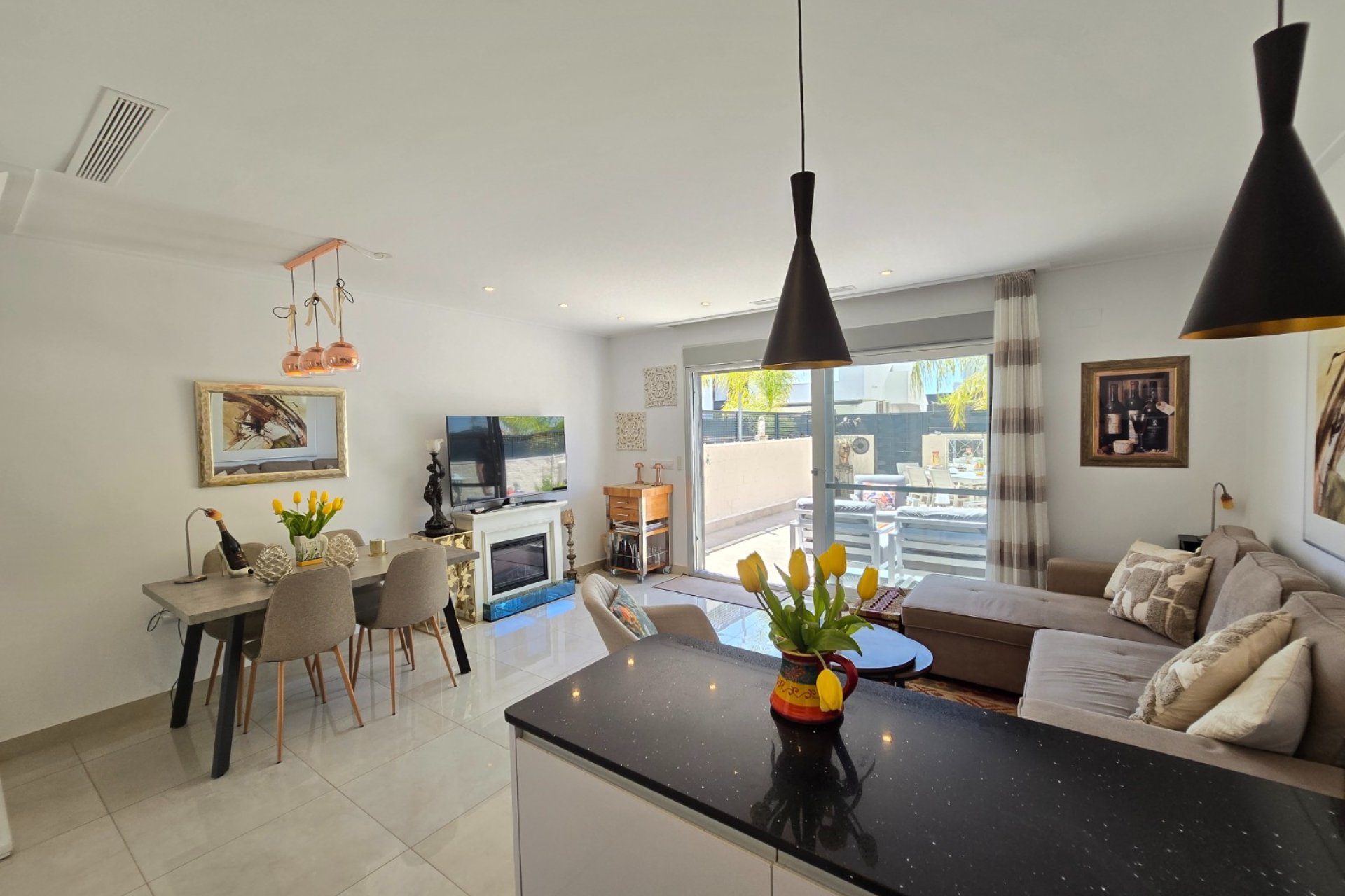 Herverkoop - Town House -
Ciudad Quesada - Costa Blanca