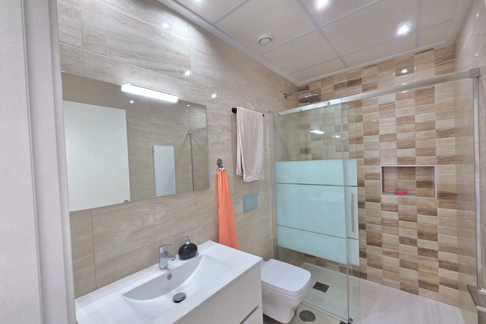 Herverkoop - Town House -
Ciudad Quesada - Costa Blanca