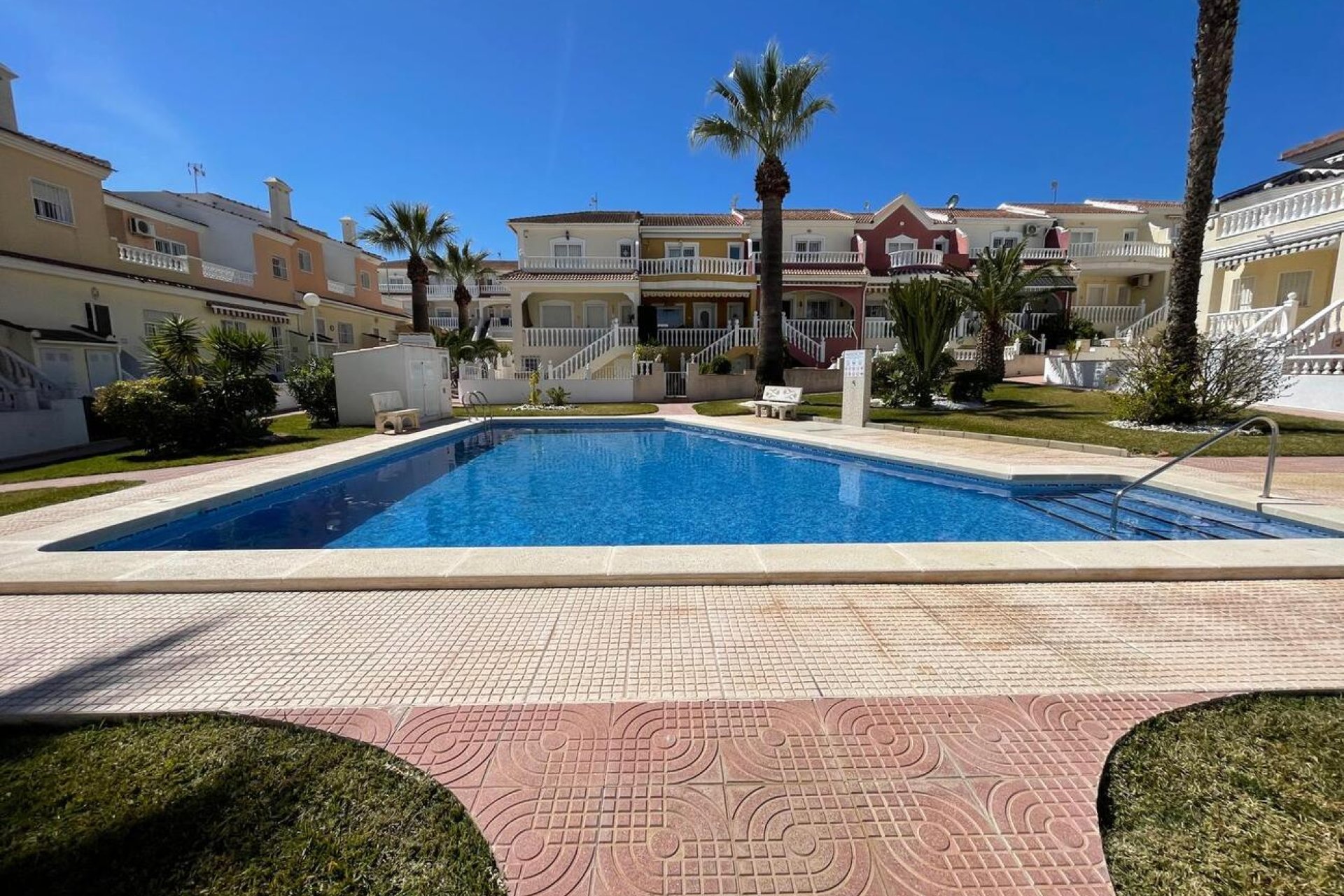 Herverkoop - Town House -
Ciudad Quesada - Costa Blanca