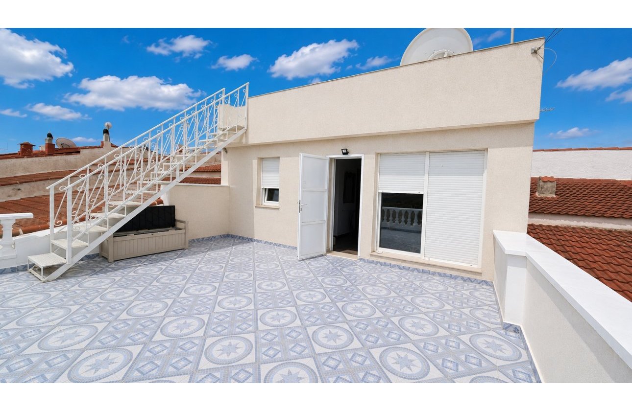Herverkoop - Town House -
Ciudad Quesada - Costa Blanca