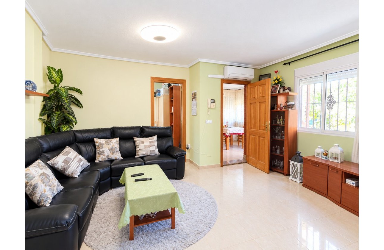 Herverkoop - Town House -
Ciudad Quesada - Costa Blanca