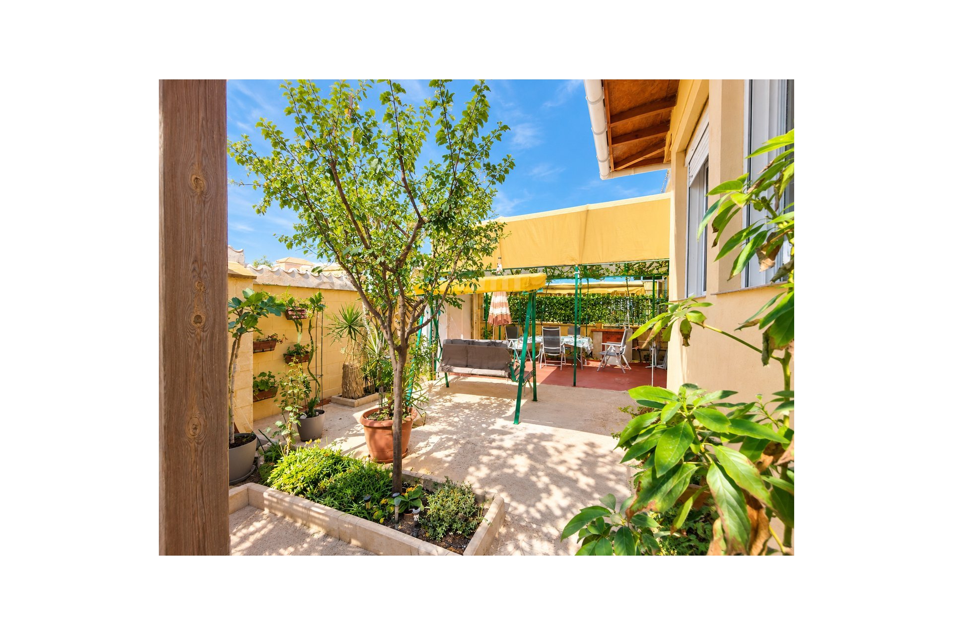 Herverkoop - Town House -
Ciudad Quesada - Costa Blanca