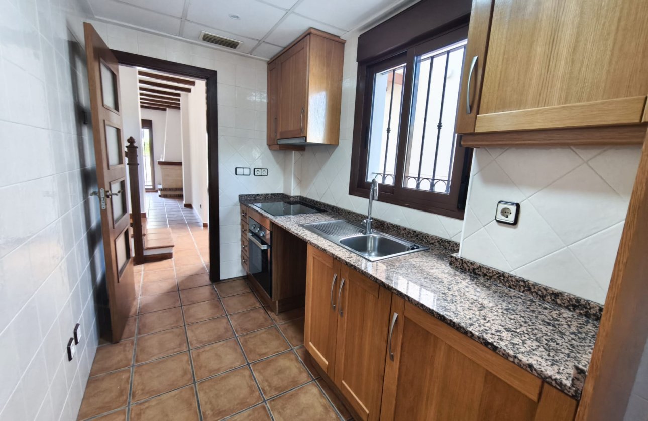 Herverkoop - Town House -
La Finca Golf Resort - Inland