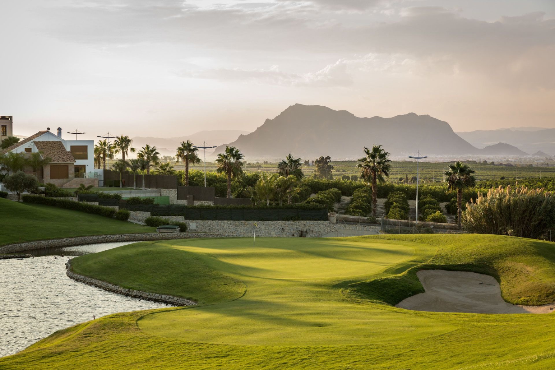 Herverkoop - Town House -
La Finca Golf Resort - Inland