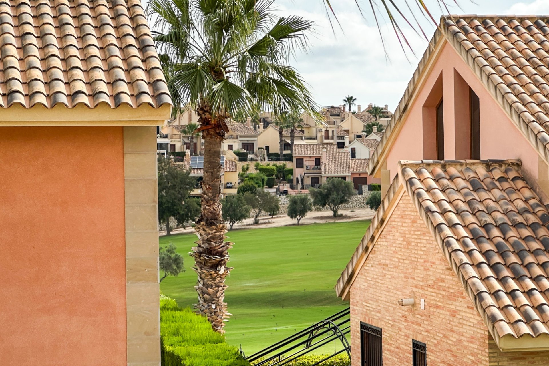 Herverkoop - Town House -
La Finca Golf Resort - Inland