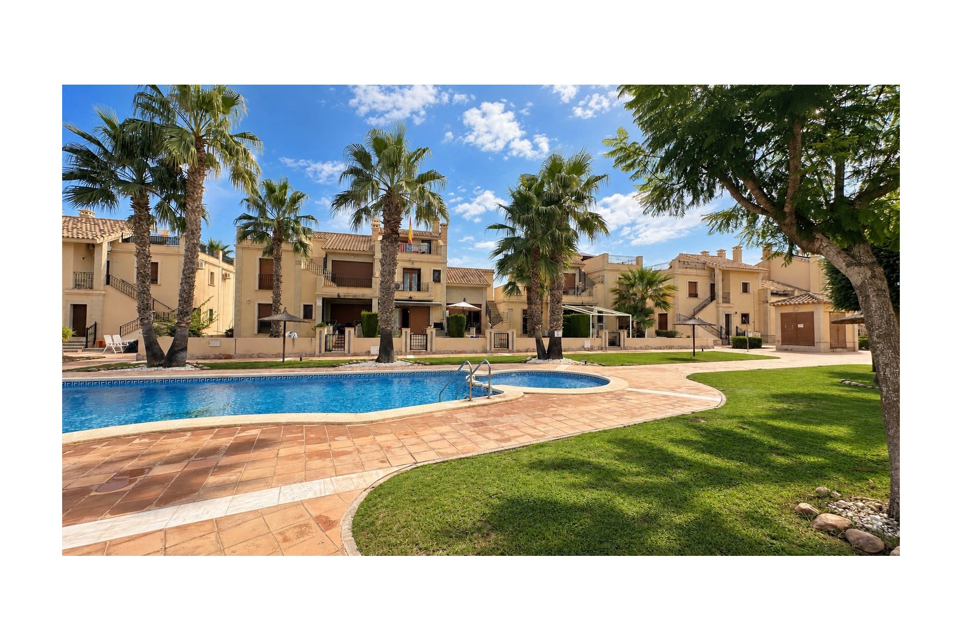 Herverkoop - Town House -
La Finca Golf Resort - Inland