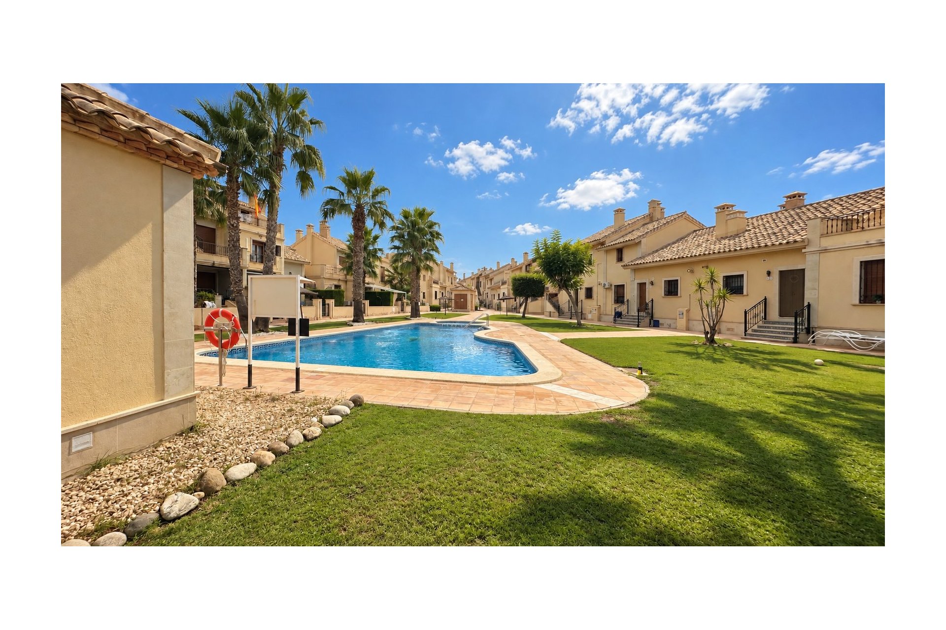 Herverkoop - Town House -
La Finca Golf Resort - Inland
