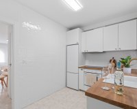 Herverkoop - Town House -
La Florida - Inland