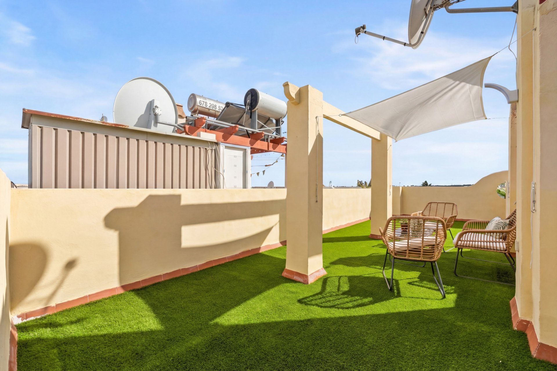 Herverkoop - Town House -
La Florida - Inland