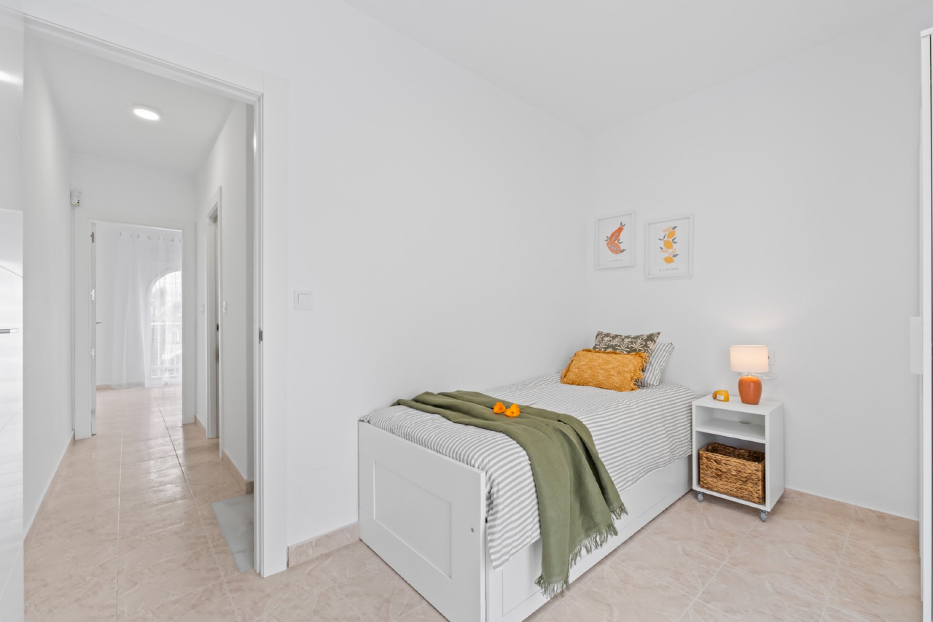 Herverkoop - Town House -
La Florida - Inland