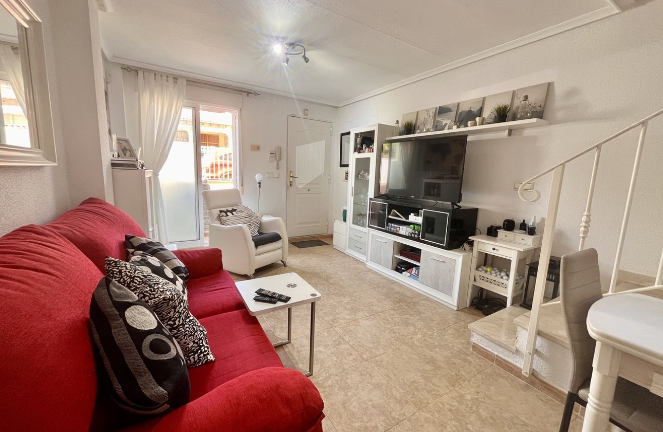 Herverkoop - Town House -
La Mata - Costa Blanca