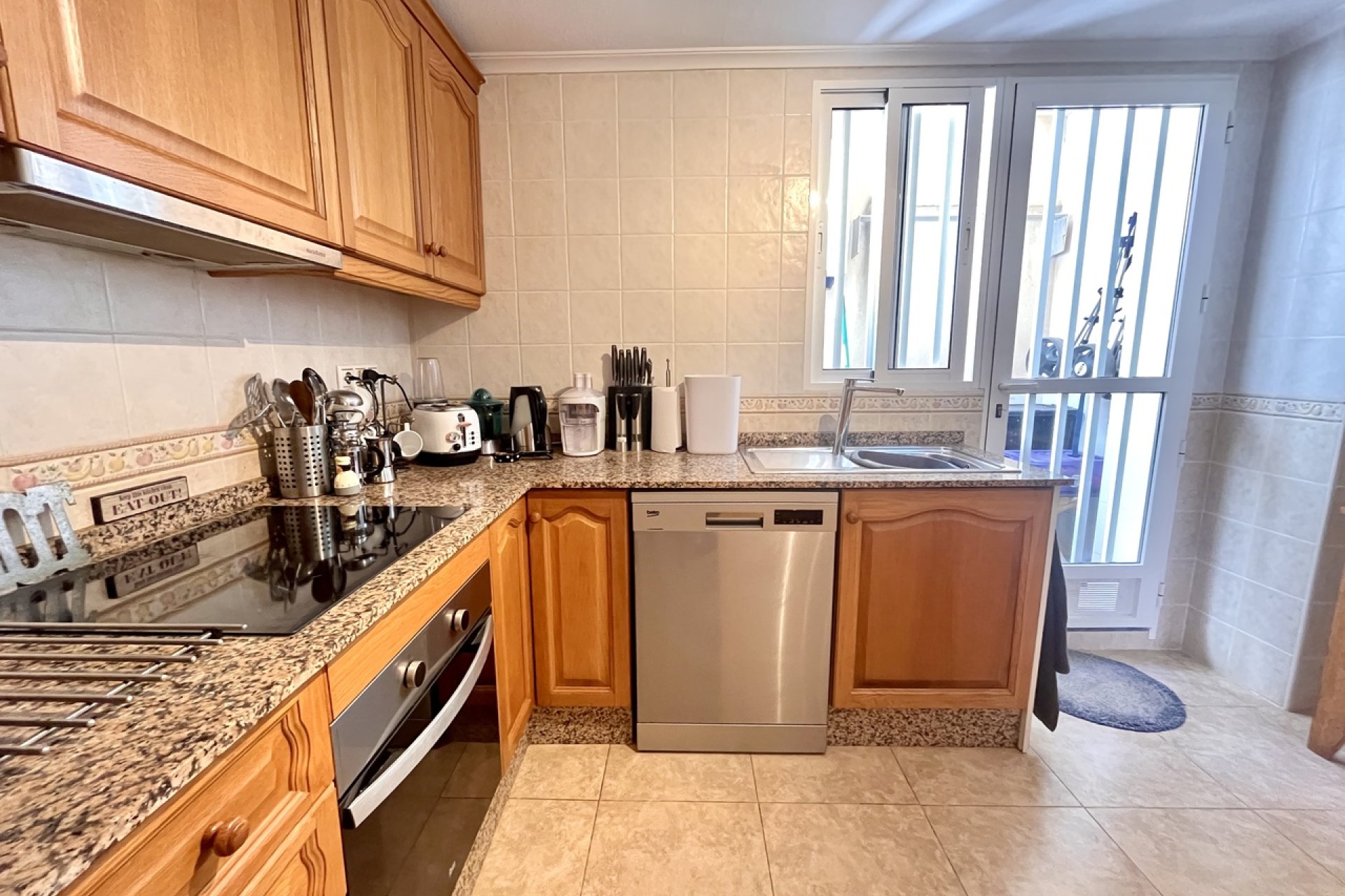 Herverkoop - Town House -
La Mata - Costa Blanca