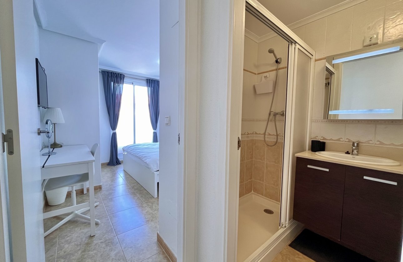 Herverkoop - Town House -
La Mata - Costa Blanca