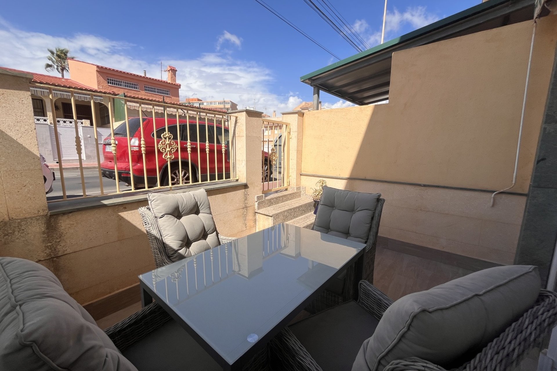 Herverkoop - Town House -
La Mata - Costa Blanca