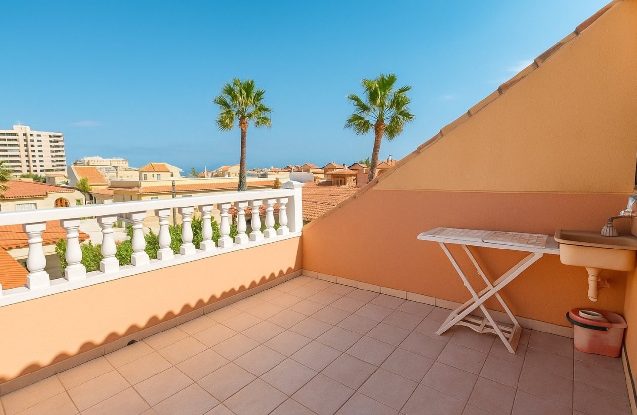 Herverkoop - Town House -
La Mata - Costa Blanca