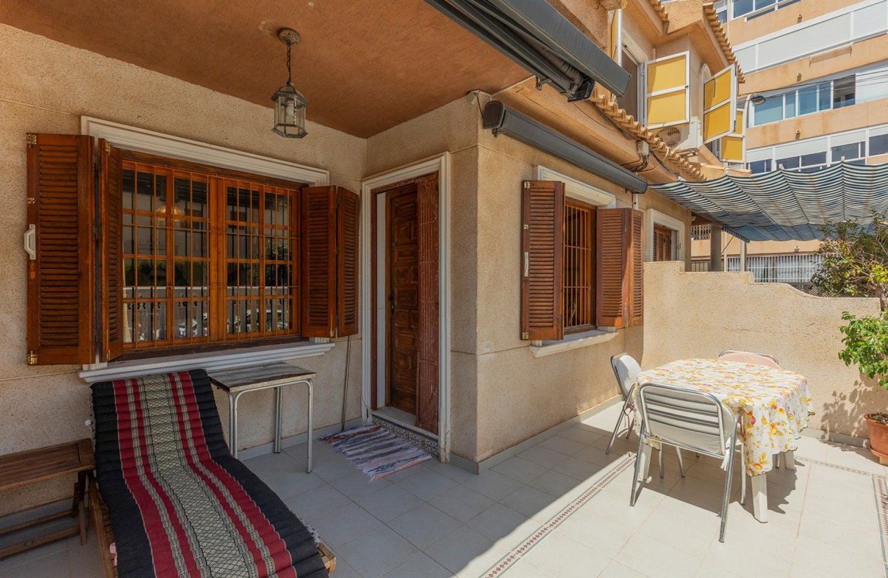 Herverkoop - Town House -
La Mata - Costa Blanca