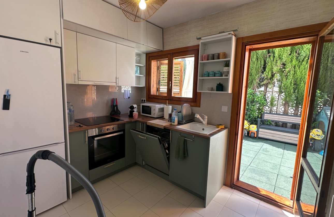 Herverkoop - Town House -
La Mata - Costa Blanca