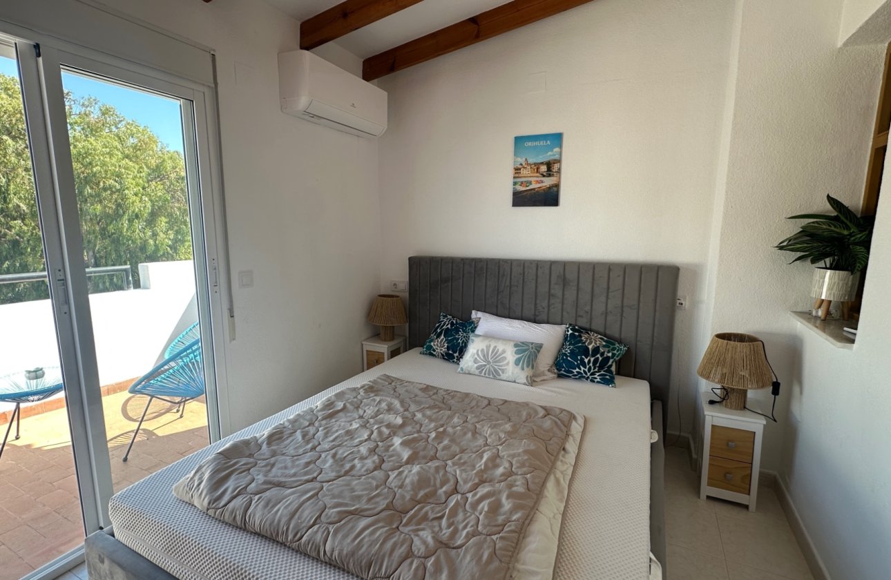 Herverkoop - Town House -
La Mata - Costa Blanca