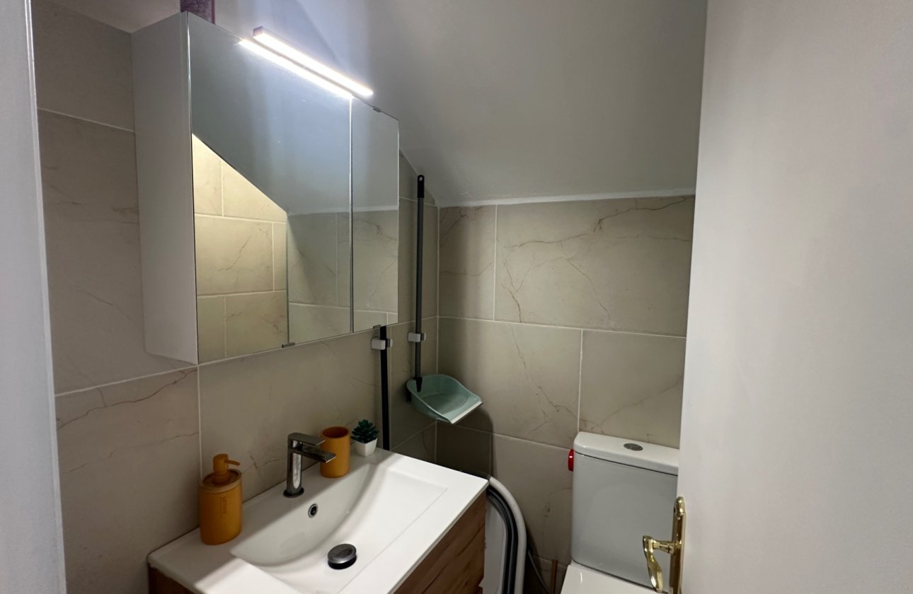 Herverkoop - Town House -
La Mata - Costa Blanca