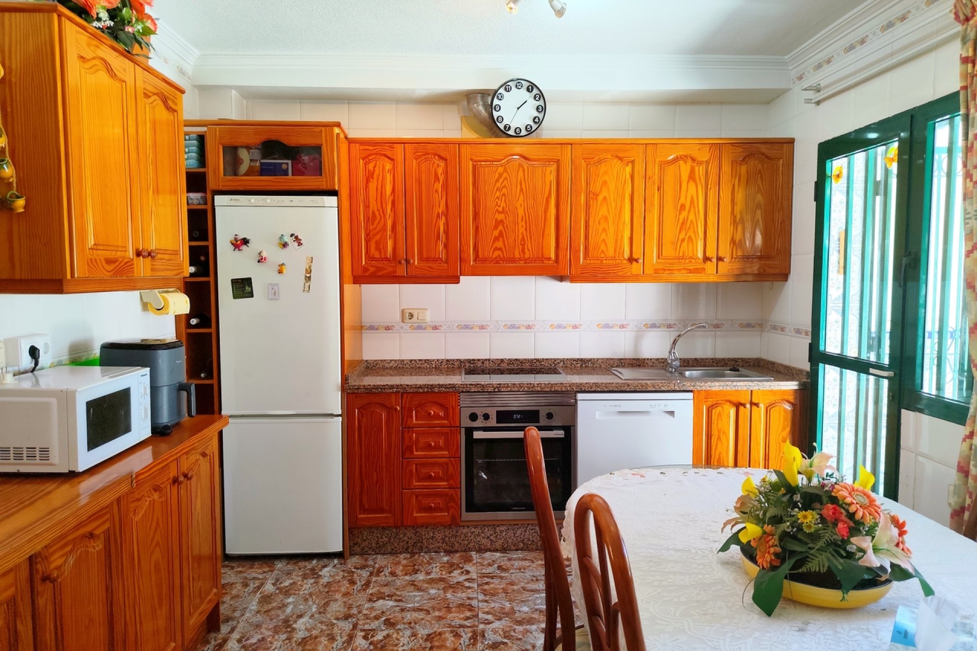 Herverkoop - Town House -
La Zenia - Costa Blanca