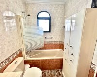 Herverkoop - Town House -
La Zenia - Costa Blanca