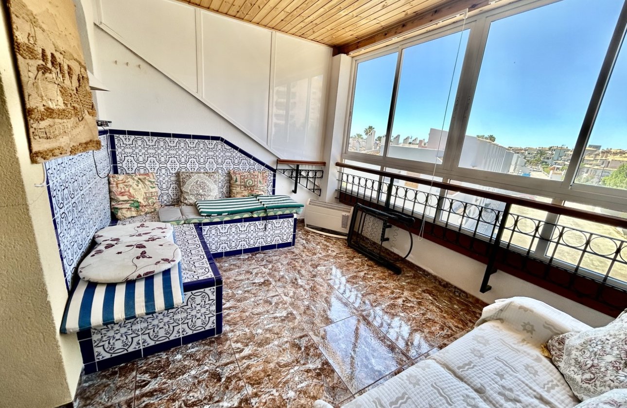 Herverkoop - Town House -
La Zenia - Costa Blanca