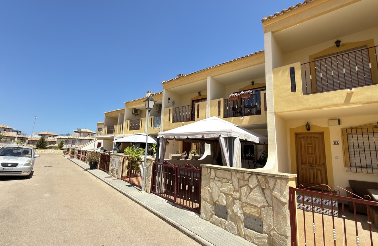 Herverkoop - Town House -
La Zenia - Costa Blanca