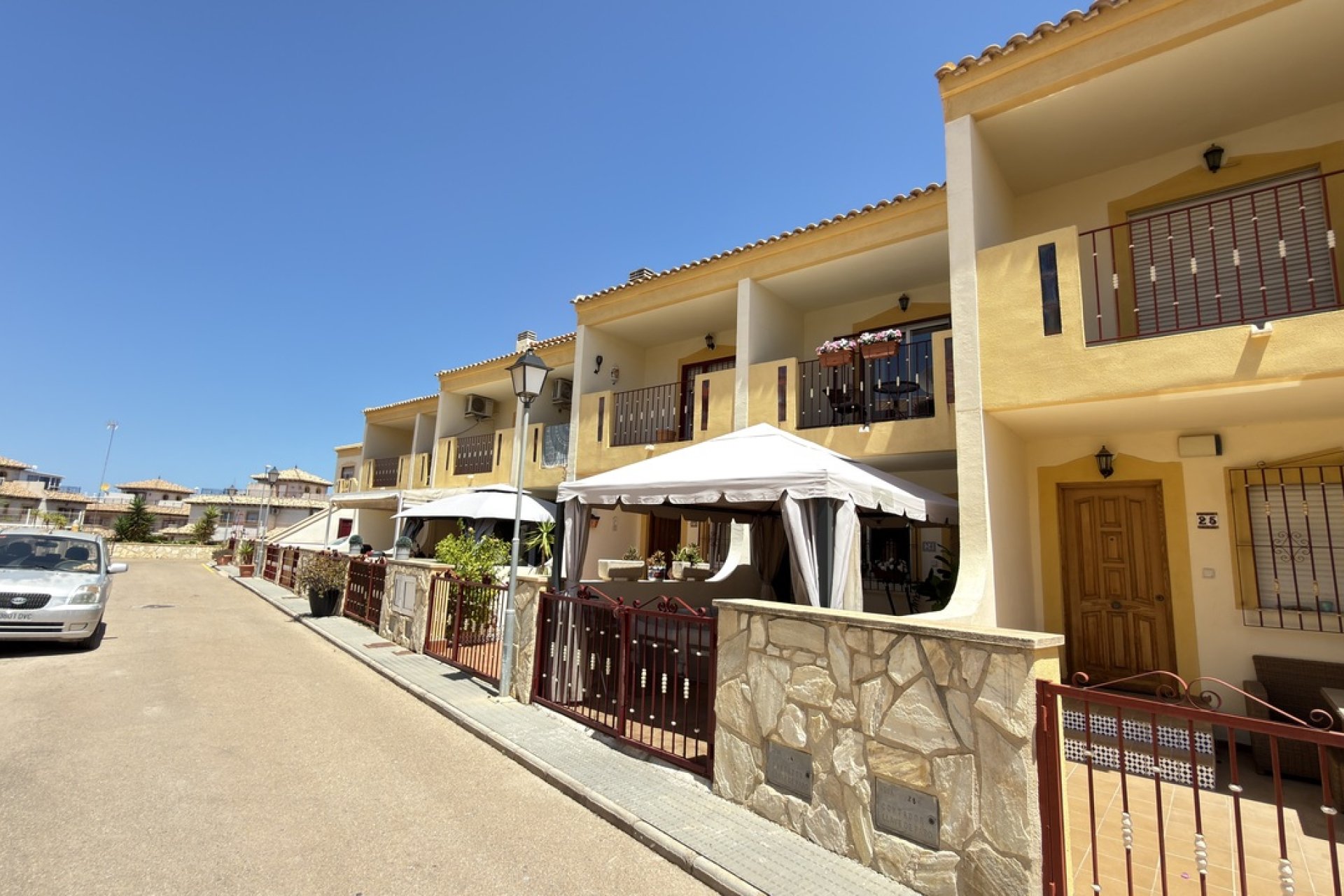 Herverkoop - Town House -
La Zenia - Costa Blanca