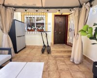 Herverkoop - Town House -
La Zenia - Costa Blanca