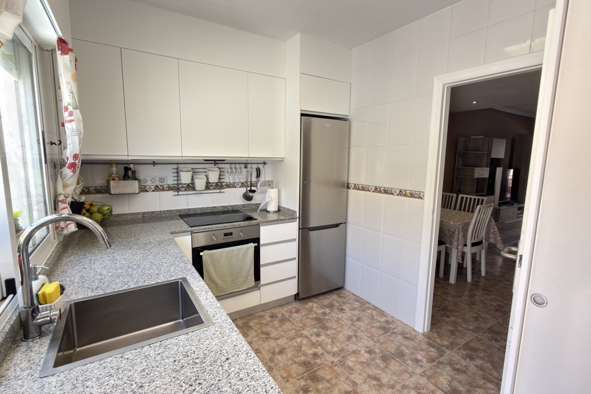 Herverkoop - Town House -
La Zenia - Costa Blanca