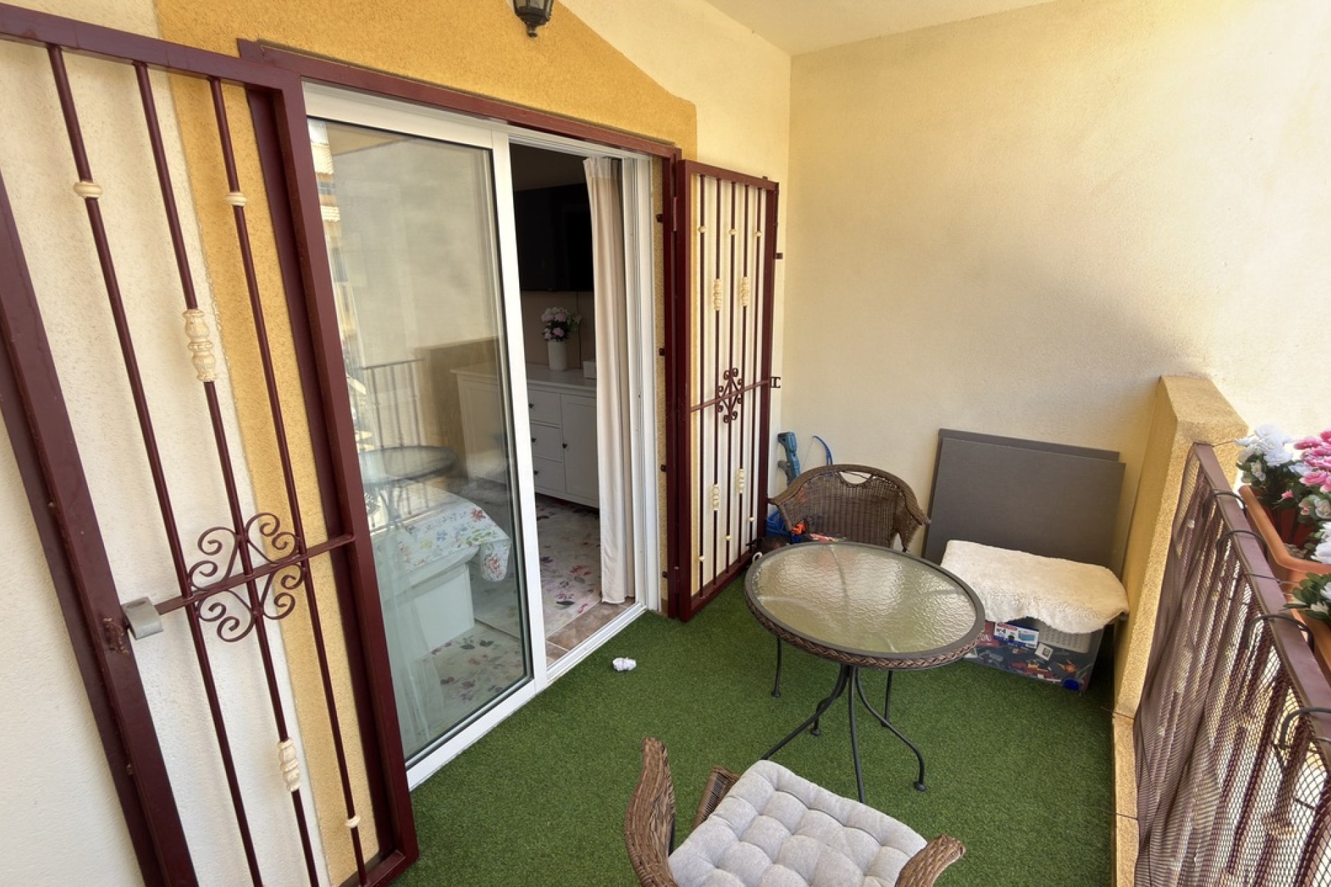 Herverkoop - Town House -
La Zenia - Costa Blanca